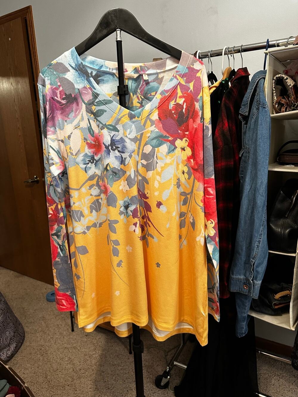 Soft Surroundings Delphina Floral Knit Tunic Sweater V-Neck Yellow Multicolor XL